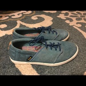 Teva sneakers